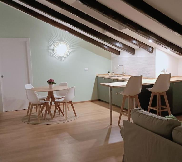 Loving My Rooms 1 - Deliziosa Mansarda In Centro Gorizia Extérieur photo