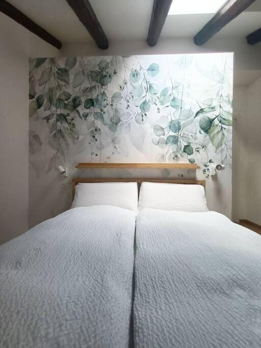 Loving My Rooms 1 - Deliziosa Mansarda In Centro Gorizia Extérieur photo